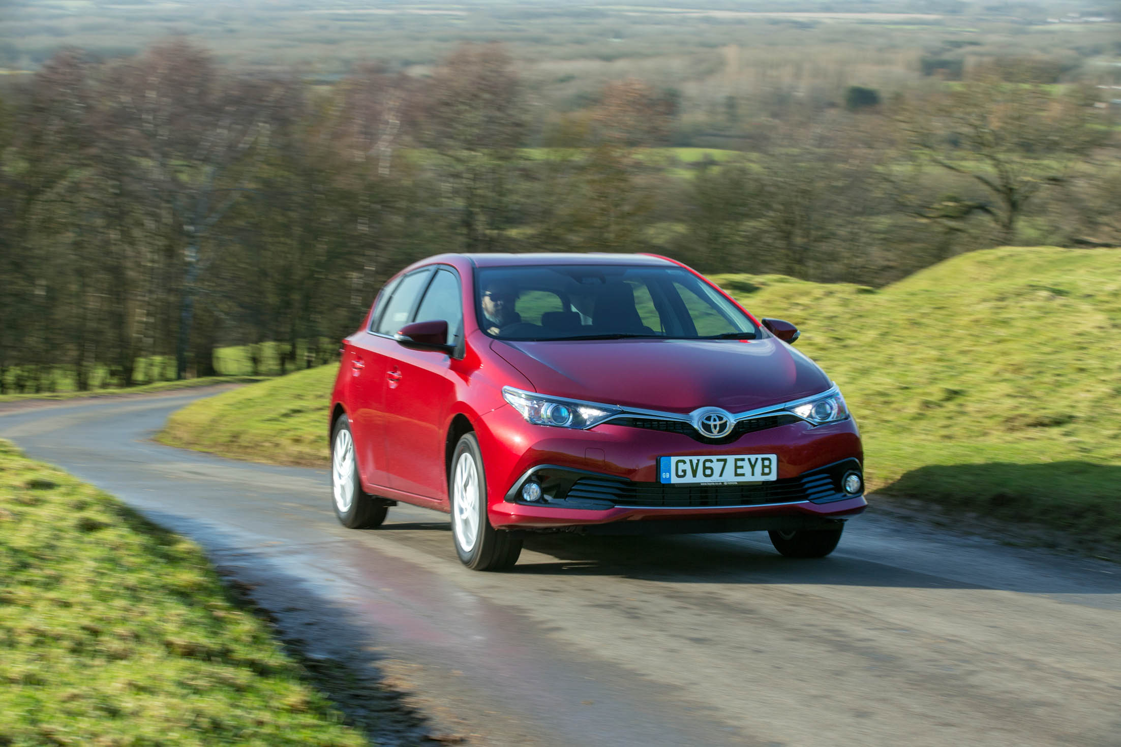 Toyota Auris Bi tone 1 8 Hybrid Eurekar