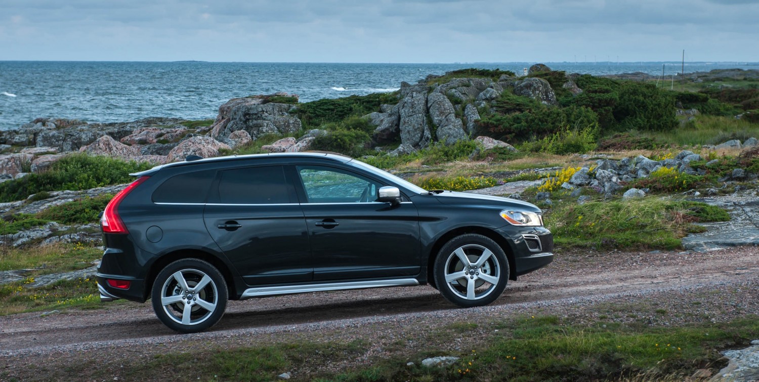 Volvo XC60 D5 AWD R-Design | Eurekar