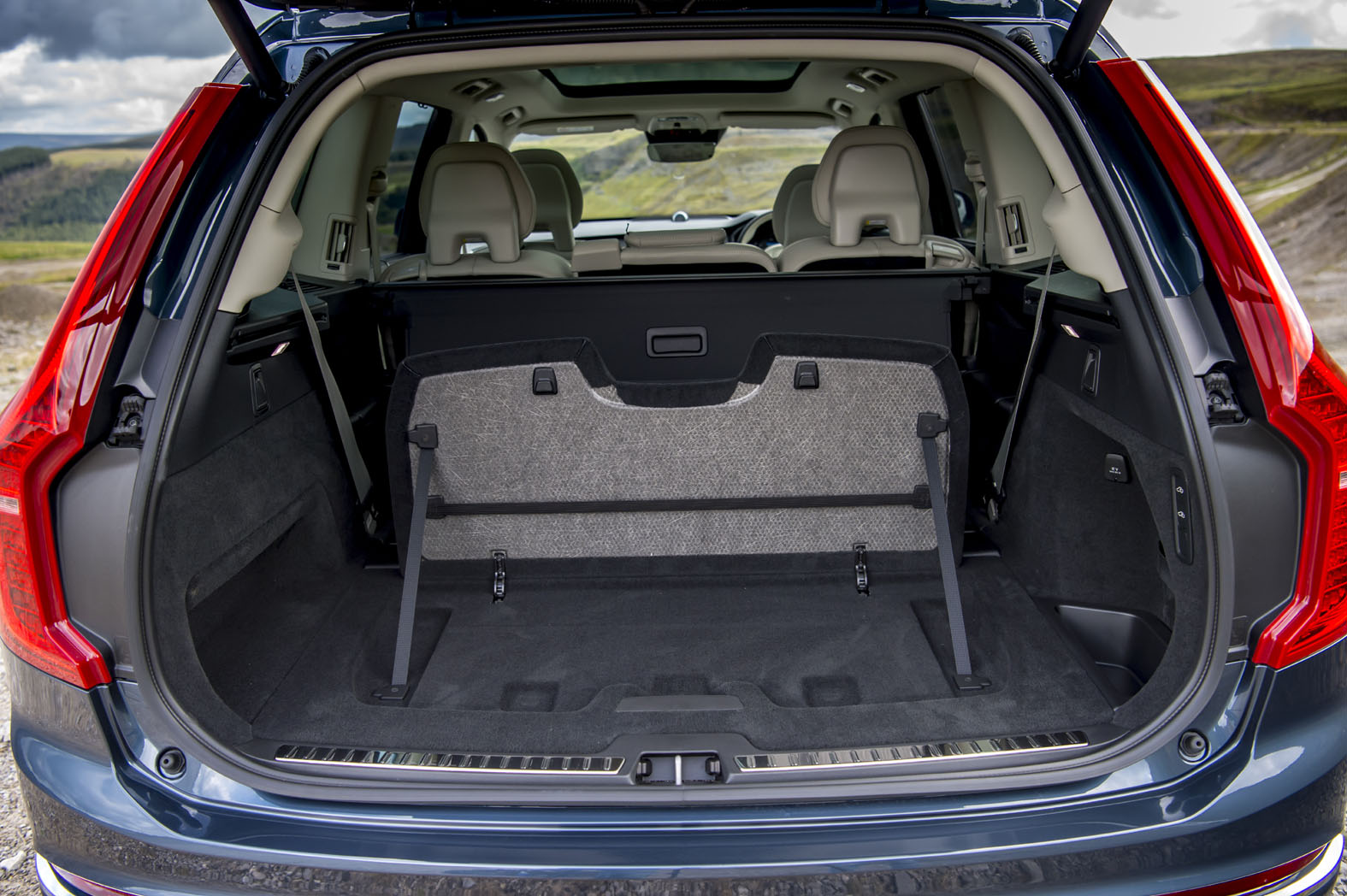 Mild hybrid power for new Volvo XC90 Eurekar