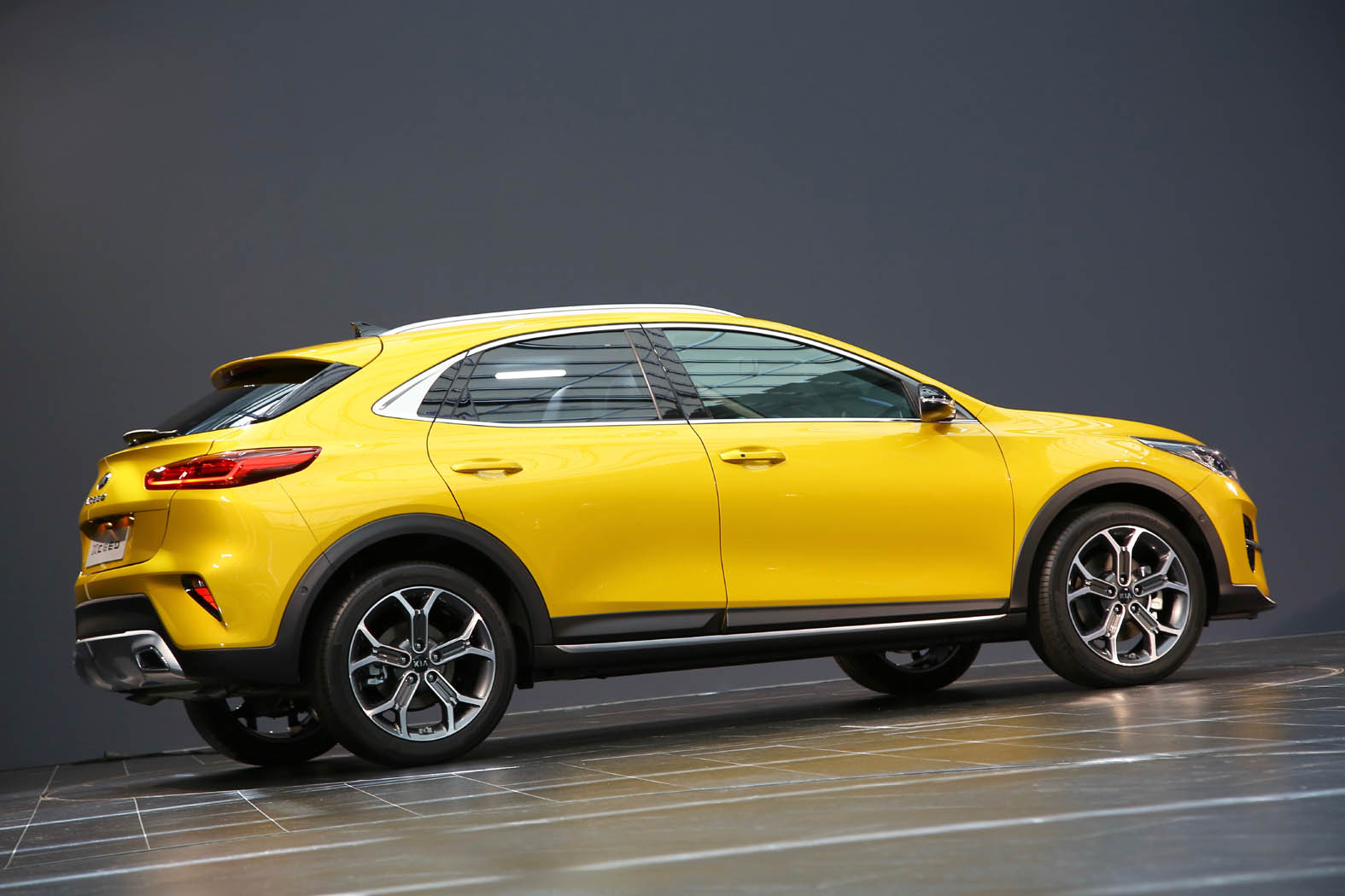 Xceed kia кроссовер