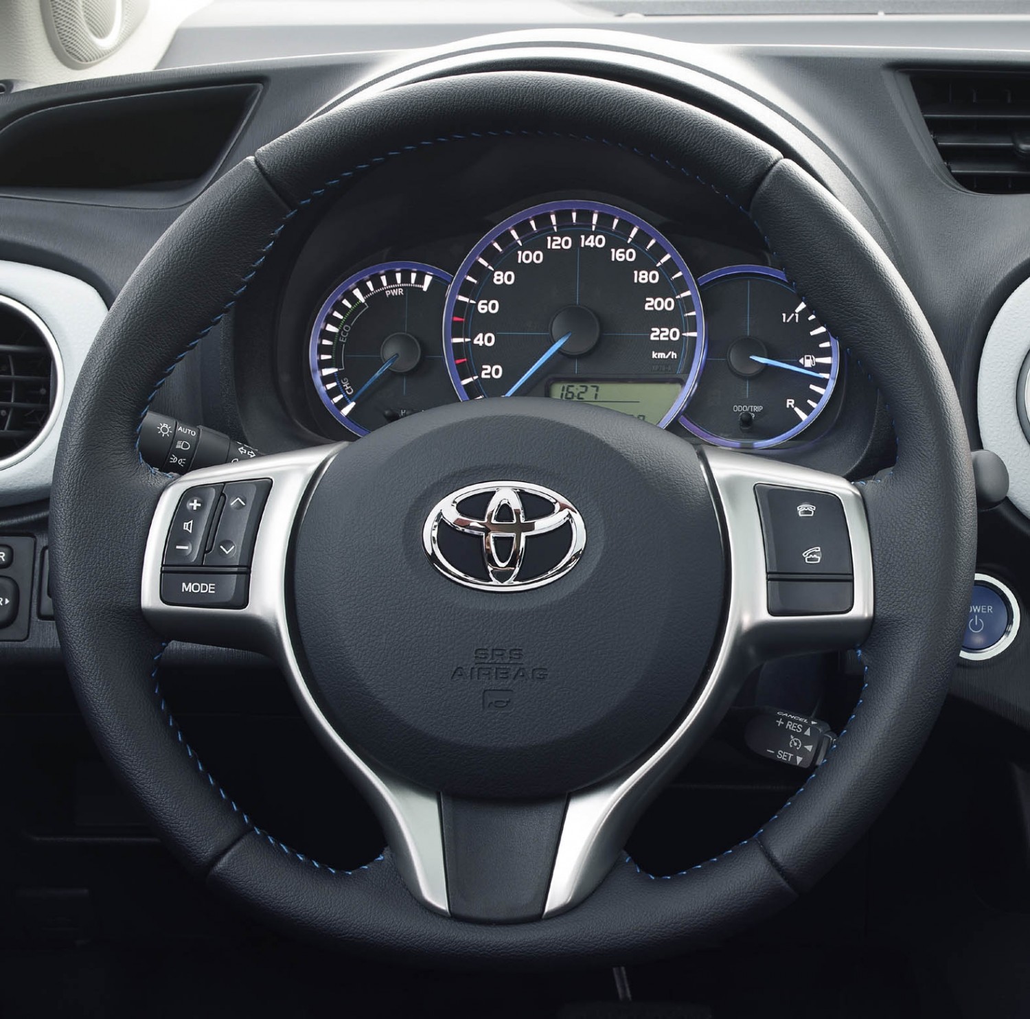 Toyota Yaris Hybrid Dashboard Guide