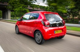 Peugeot 108, rear