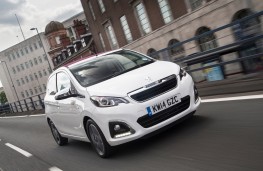 Peugeot 108, front, action