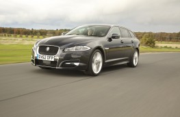Jaguar XF Sportbrake, action