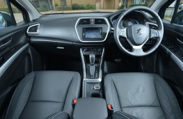 Suzuki SX4 S-Cross, interior