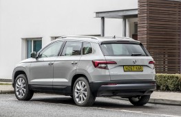 Skoda Karoq, rear quarter