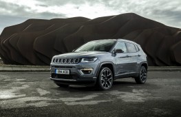 Jeep Compass, front