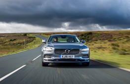 Volvo S90, front