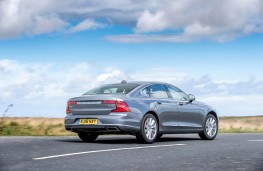 Volvo S90, boot