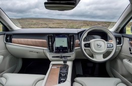 Volvo S90, interior
