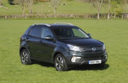 Ssangyong Korando ELX, front quarter
