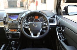 Ssangyong Korando ELX, controls