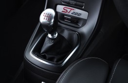 Ford Fiesta ST200, console