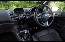 Ford Fiesta ST200, interior