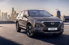 2018 Hyundai Santa Fe front