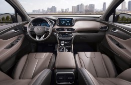 2018 Hyundai Santa Fe Interior