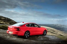 Volvo S90 R-Design, rear quarter