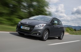 Peugeot 208, front, action