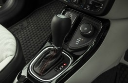 Jeep Compass, interior, detail