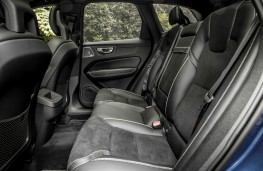 Volvo XC60 R-Design, interior, rear