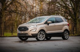 Ford EcoSport, front