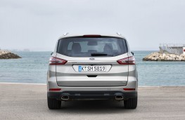 Ford S-MAX, rear