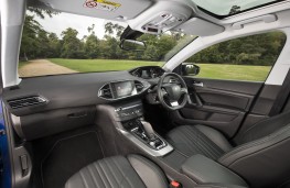 Peugeot 308, interior