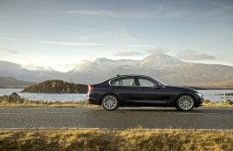 BMW 3 Series xDrive, side