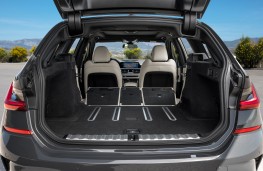 BMW 3 Series Touring, 2019, boot