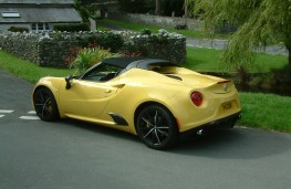 Alfa Romeo 4C Spider, rear, static