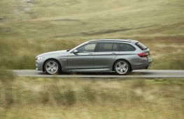 BMW 535d M Sport Touring, side