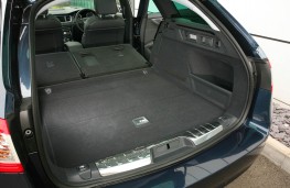 Peugeot 508 SW, luggage area