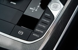 BMW 420i M Sport Coupe, 2026, drive mode selector