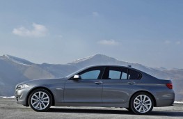 BMW 5 Series in France, side