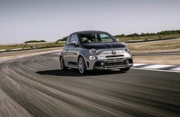 Abarth 695 Rivale, front