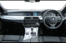 BMW 5 Series, instrument panel