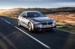 BMW 5 Series, 2017, front