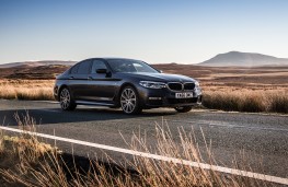 BMW 530d xDrive M Sport, 2017, side
