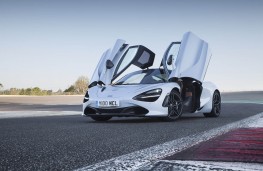 McLaren 720S, 2017, doors