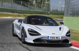 McLaren 720S, 2017, front