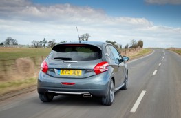 Peugeot 208 GTi, rear