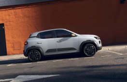 Dacia Spring, 2026, side
