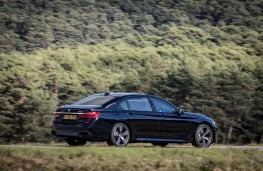 BMW 7 Series, 2016, side, action