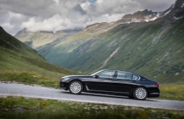 BMW 740Le, side, action