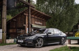 BMW 7 Series, 2016, side, static