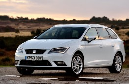 SEAT Leon ST, front