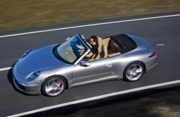 Porsche 911 Carrera S Cabriolet, side