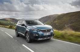 Peugeot 5008, dynamic