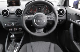 Audi A1, interior