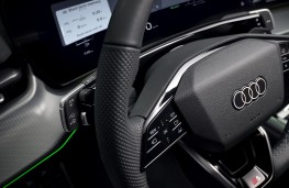 Audi Q3, 2025, steering wheel
